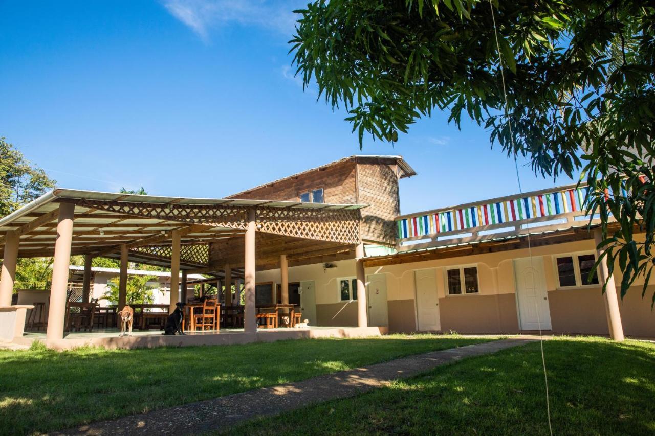 Gipsy Ranch Rooms Кабарете Екстериор снимка