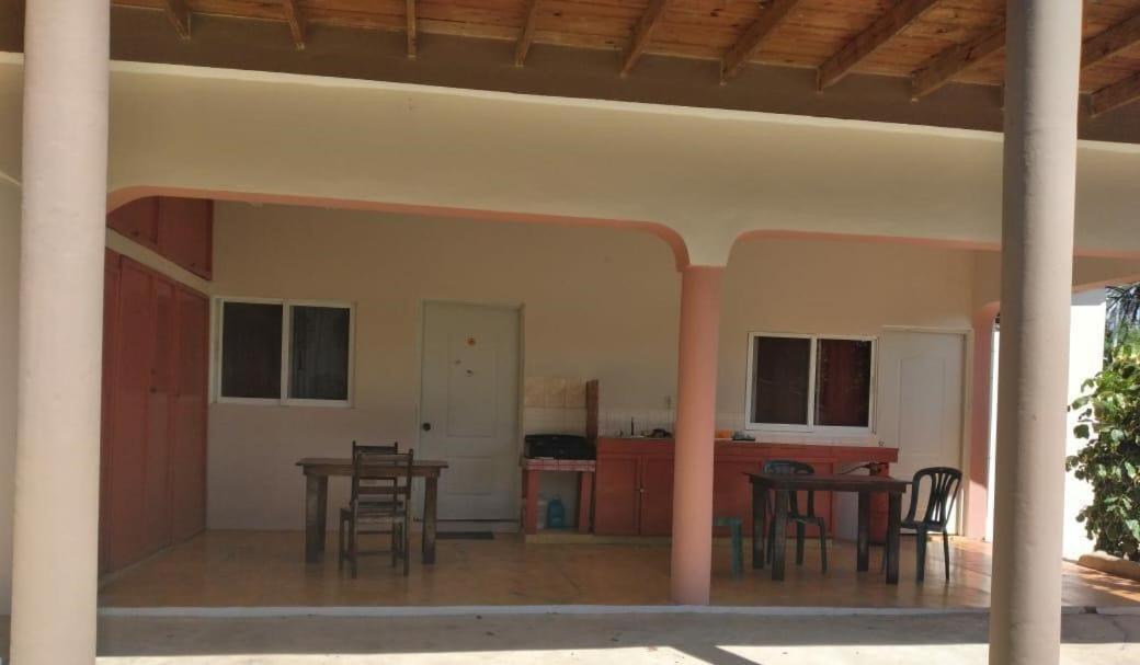 Gipsy Ranch Rooms Кабарете Екстериор снимка