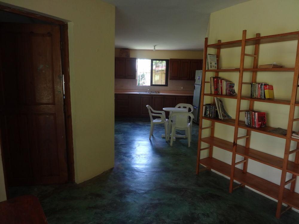 Gipsy Ranch Rooms Кабарете Екстериор снимка