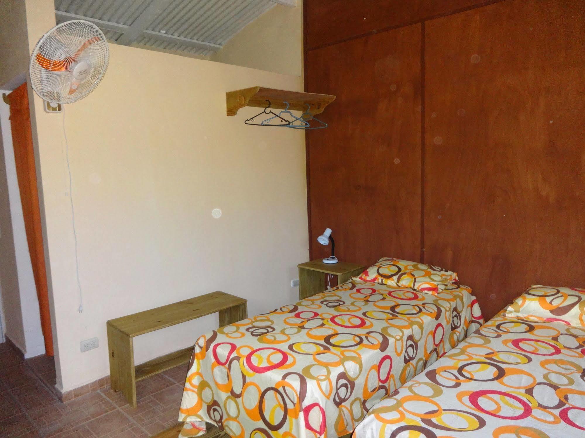 Gipsy Ranch Rooms Кабарете Екстериор снимка