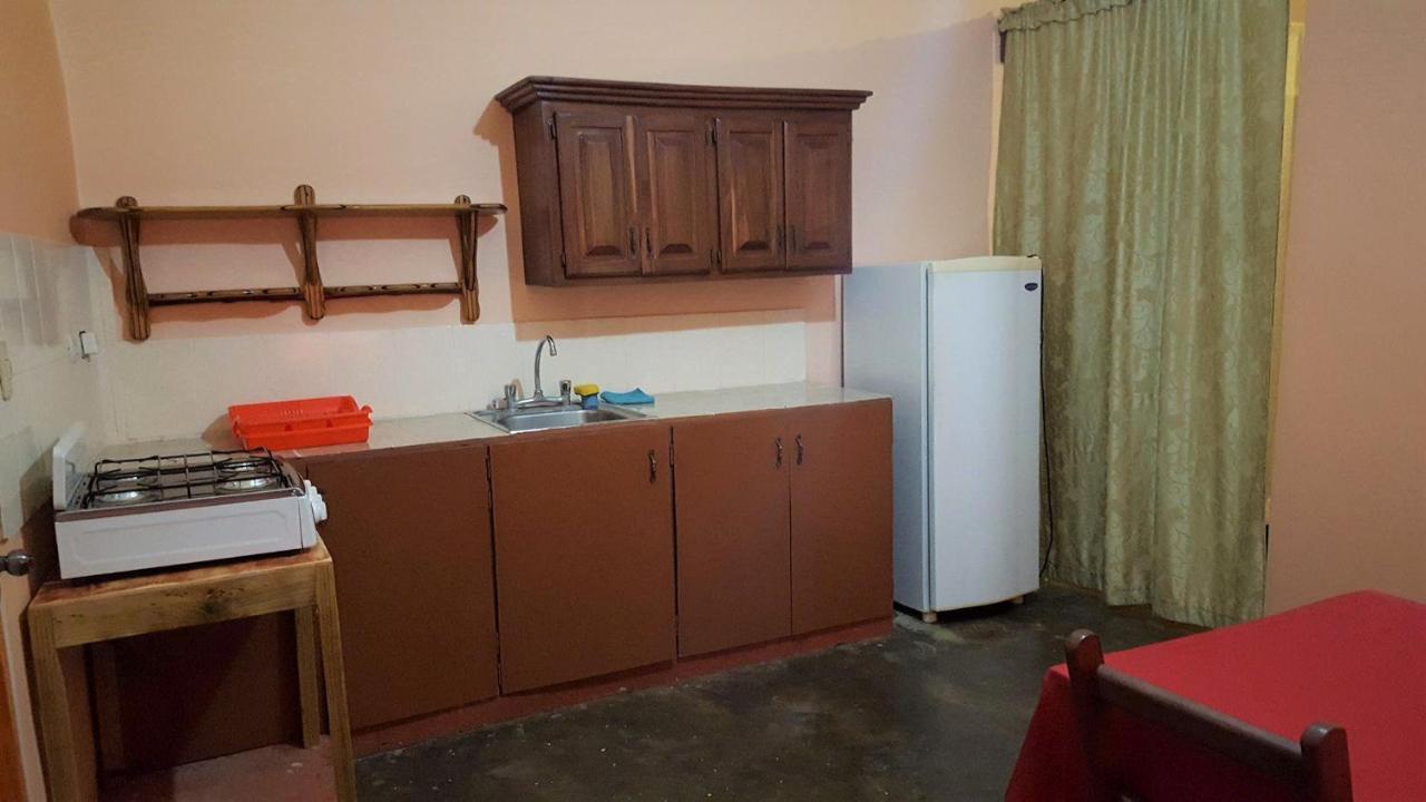Gipsy Ranch Rooms Кабарете Екстериор снимка